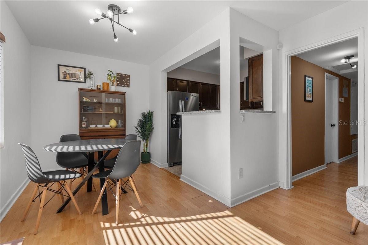 1627 TRIANGLE AVE, ORLANDO, FL, 32806