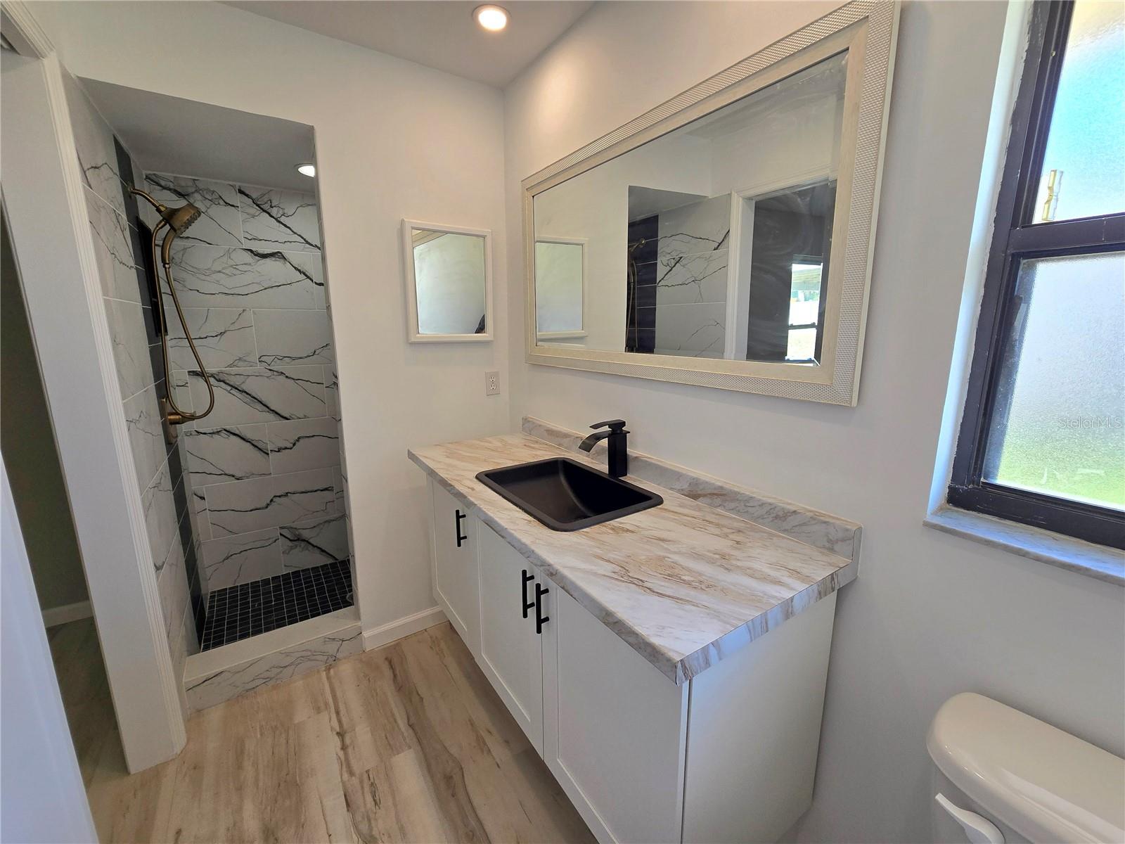 3507 65TH AVENUE CIR E, SARASOTA, FL, 34243