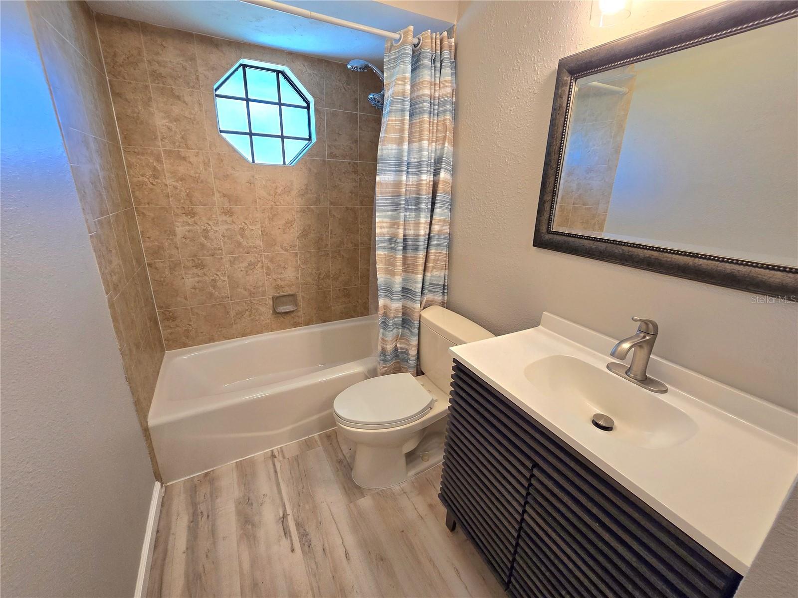 3507 65TH AVENUE CIR E, SARASOTA, FL, 34243