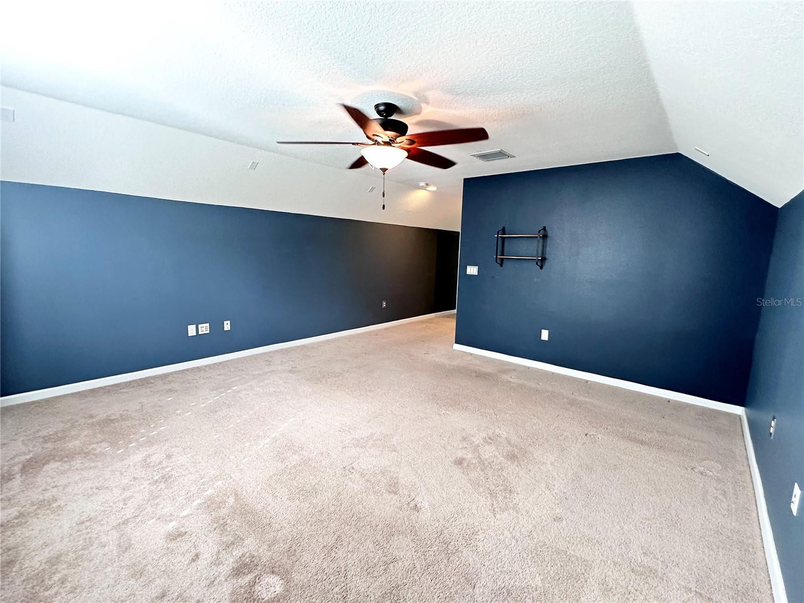 567 GUNSTON CT, DAVENPORT, FL, 33837