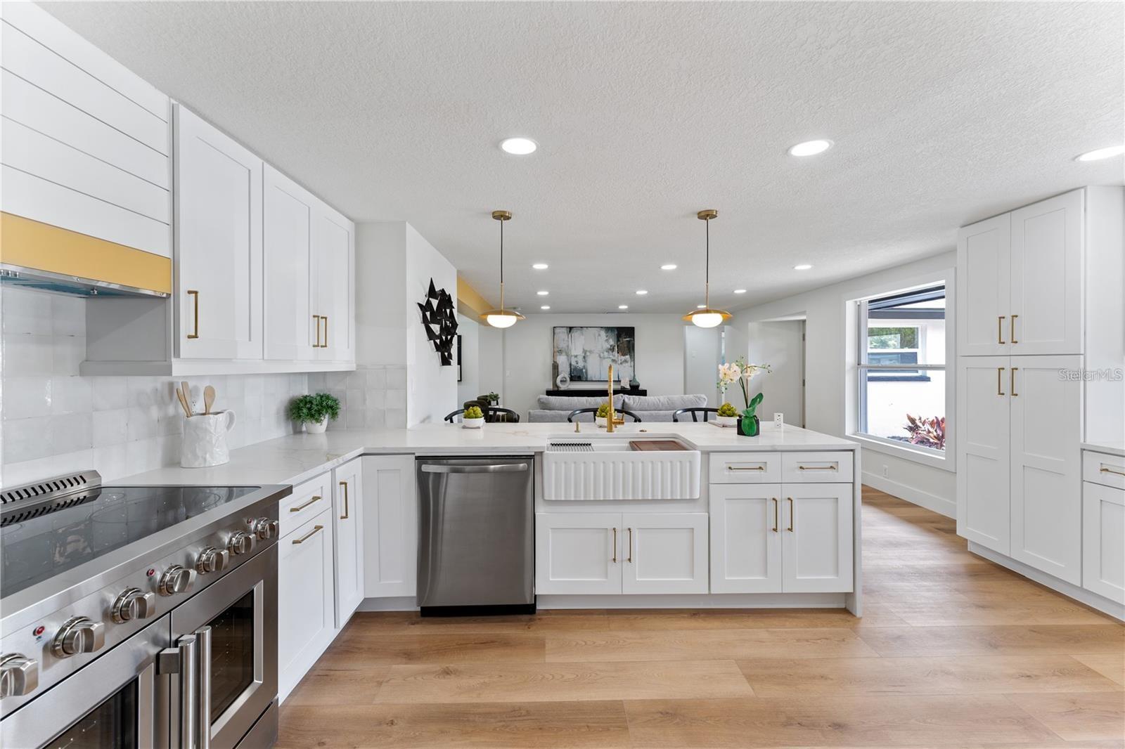 2409 TULIP ST, SARASOTA, FL, 34239
