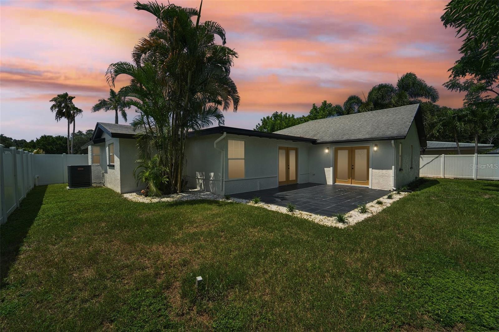 2409 TULIP ST, SARASOTA, FL, 34239