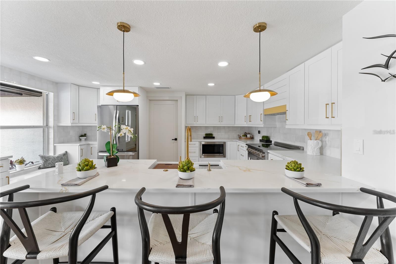 2409 TULIP ST, SARASOTA, FL, 34239