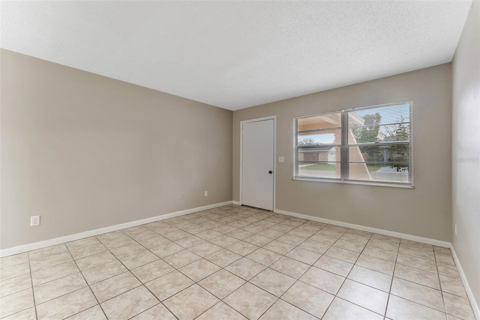 ZEPHYR HEIGHTS, ZEPHYRHILLS, FL, 33542