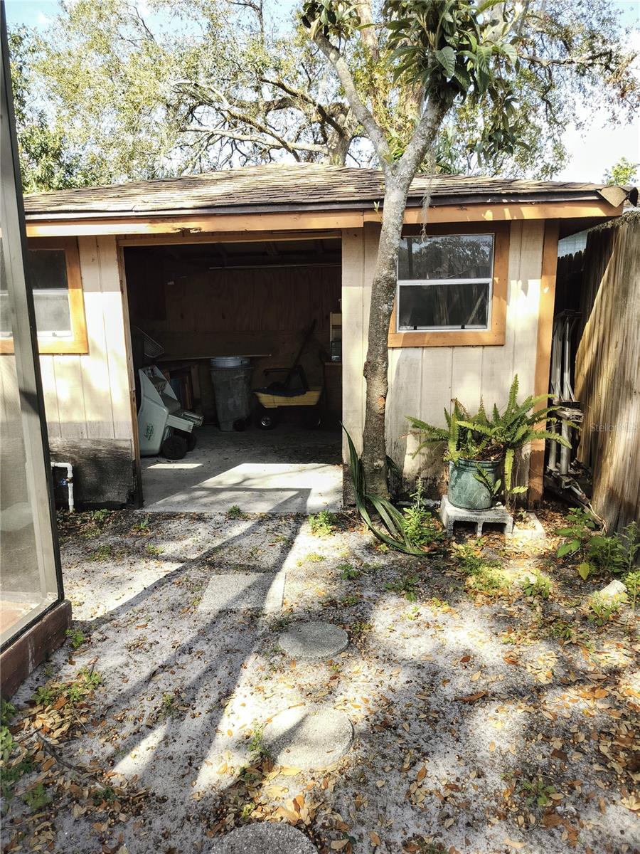 5124 HOLLAND AVE, TAMPA, FL, 33617
