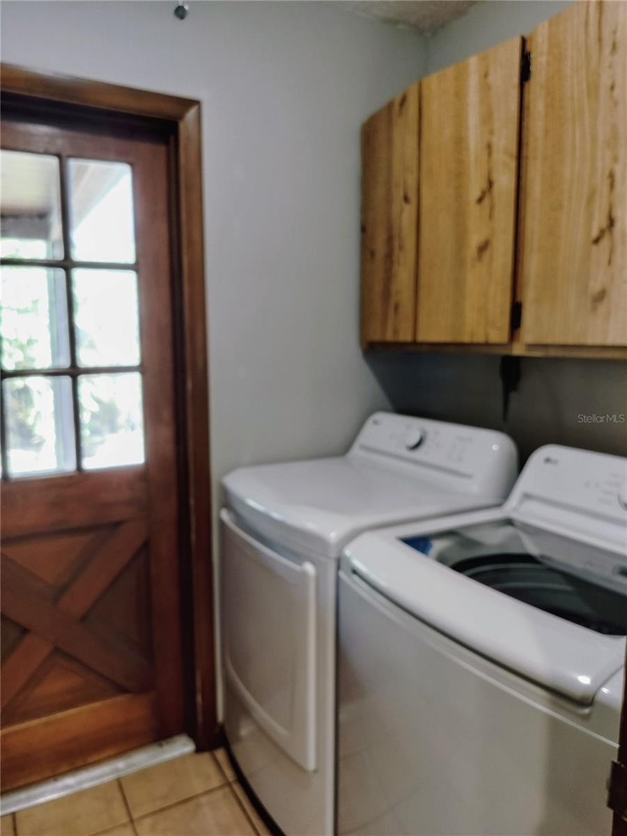 5124 HOLLAND AVE, TAMPA, FL, 33617
