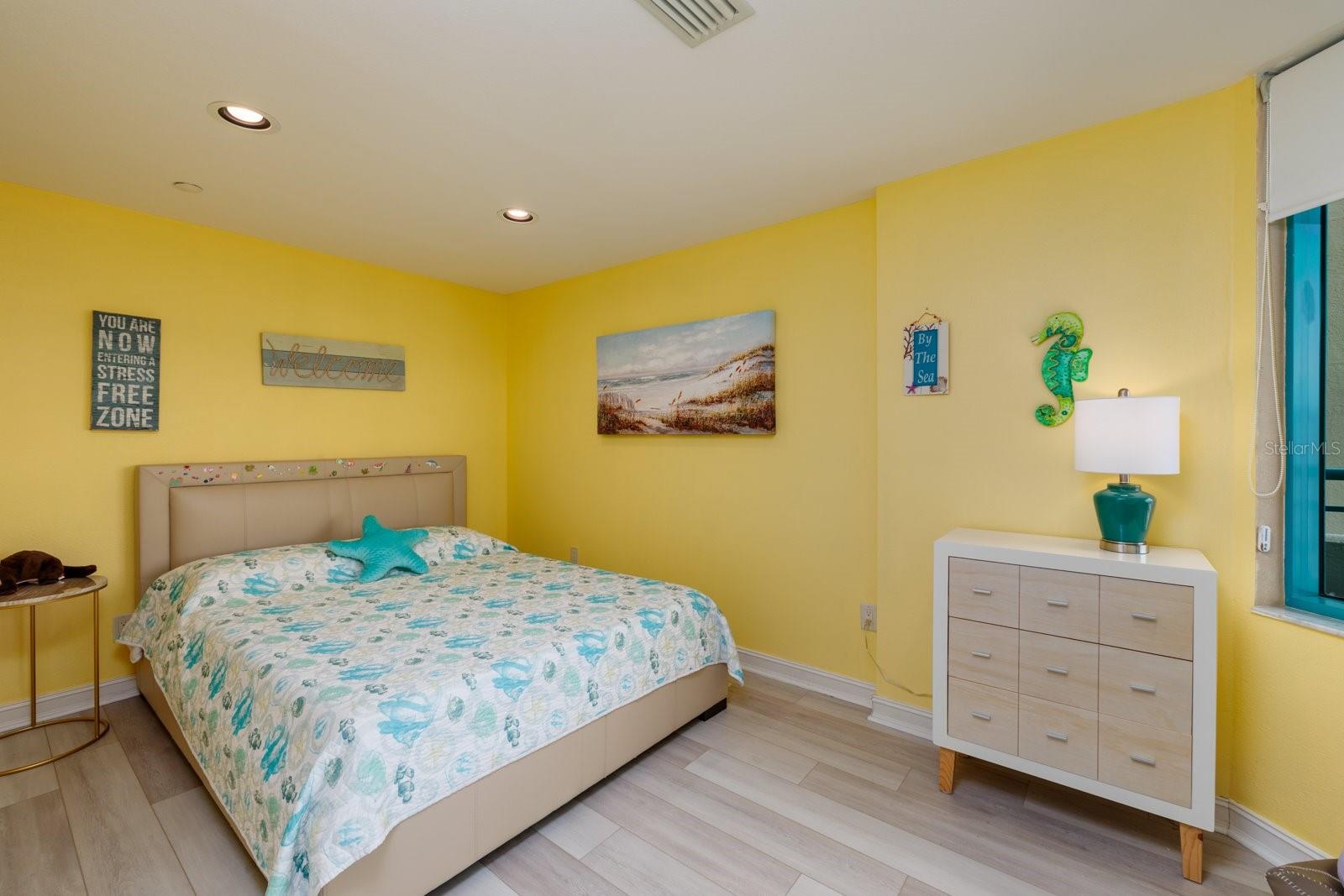 1520 GULF BLVD #805, CLEARWATER BEACH, FL, 33767