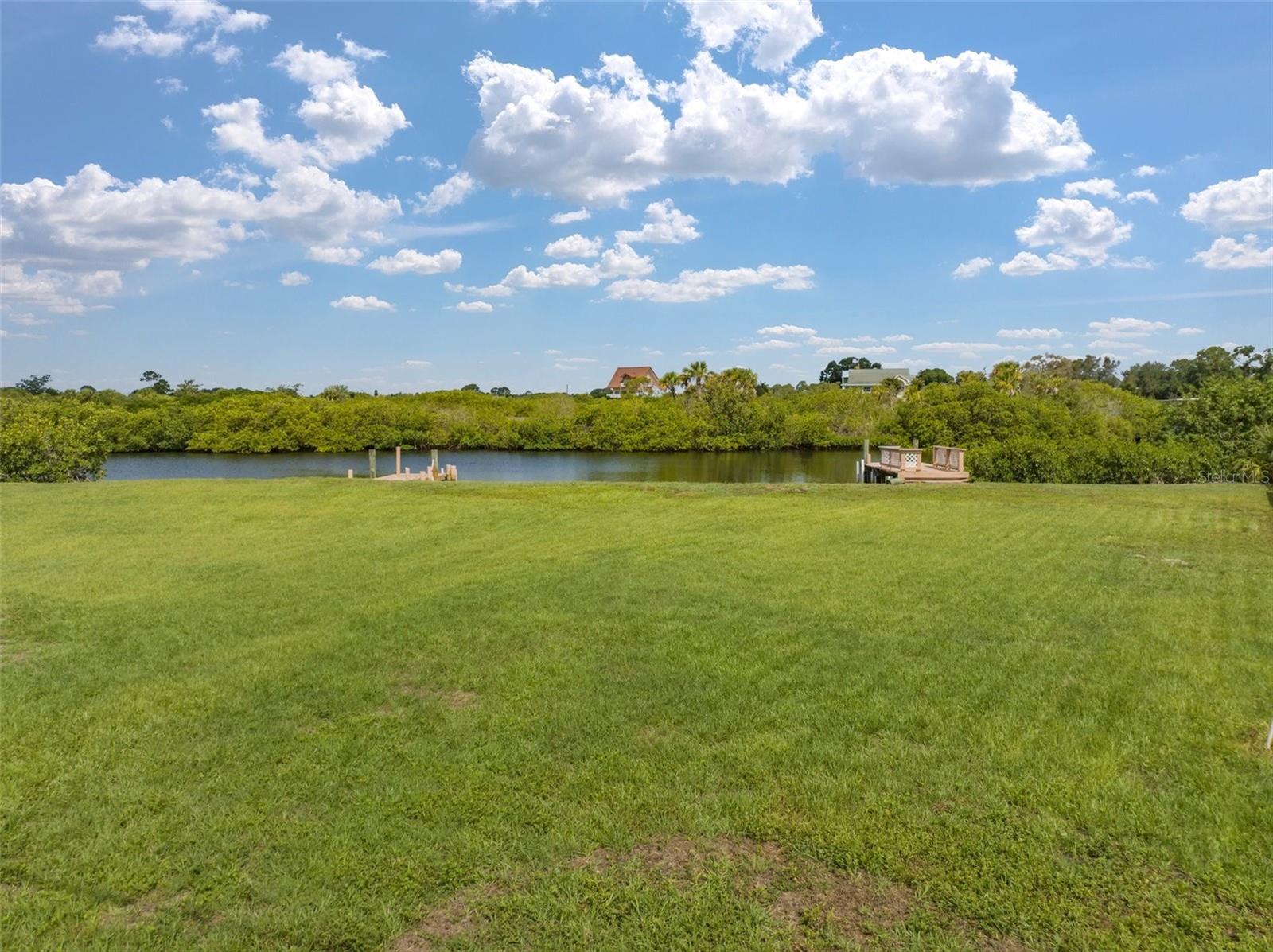 8943 & 8945 ROCKY CREEK DR, TAMPA, FL, 33615