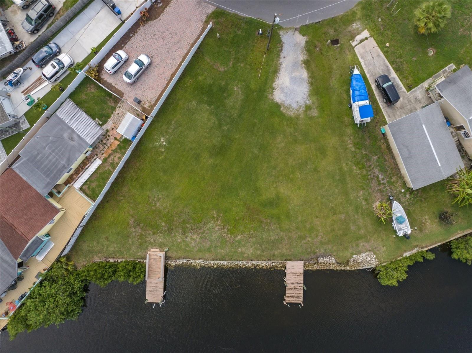 8943 & 8945 ROCKY CREEK DR, TAMPA, FL, 33615