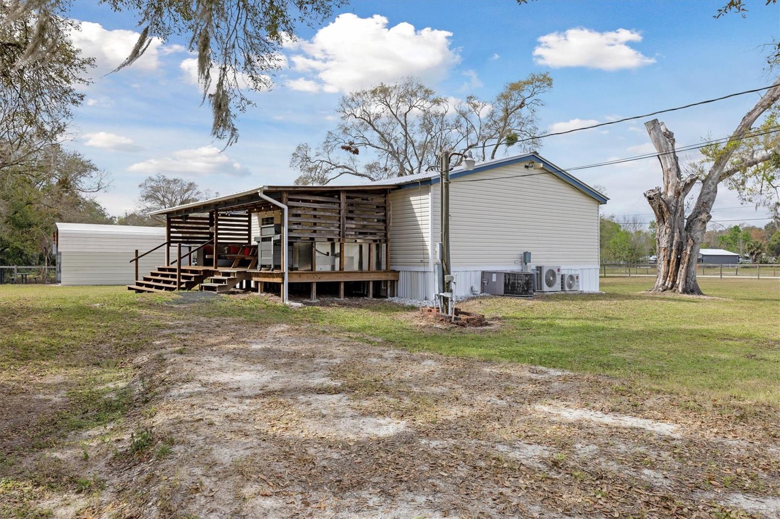 23552 CHRISTMAS CEMETERY RD, CHRISTMAS, FL, 32709