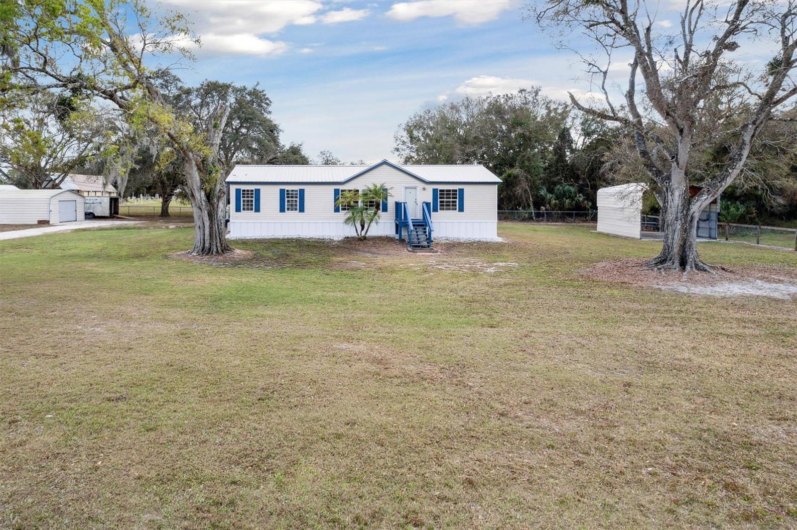 23552 CHRISTMAS CEMETERY RD, CHRISTMAS, FL, 32709