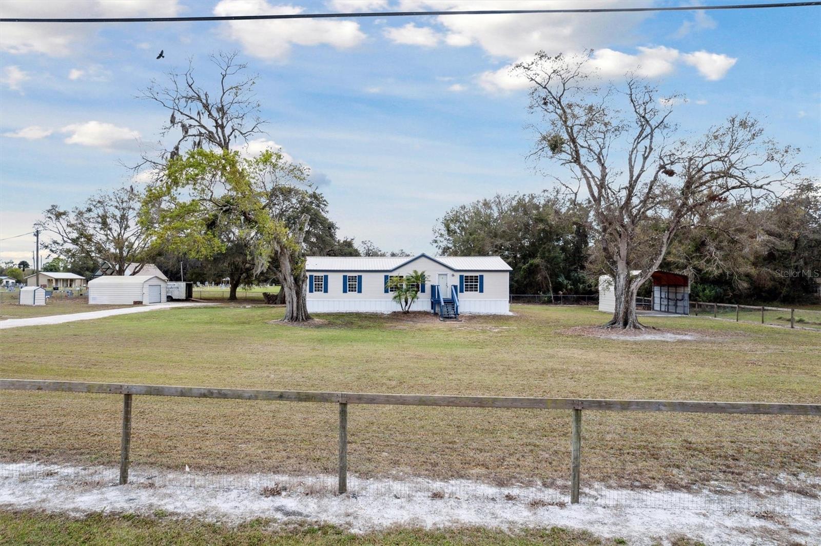 23552 CHRISTMAS CEMETERY RD, CHRISTMAS, FL, 32709