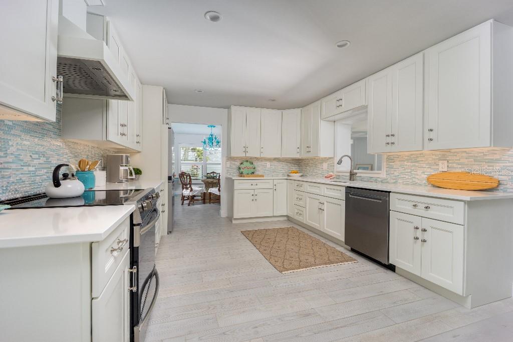 602 MALABAR AVE, FORT PIERCE, FL, 34949