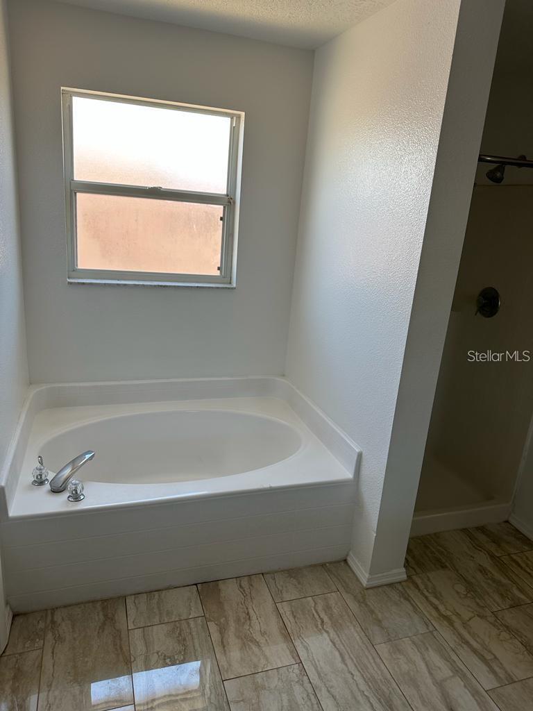 1136 EPSON OAKS WAY, ORLANDO, FL, 32837