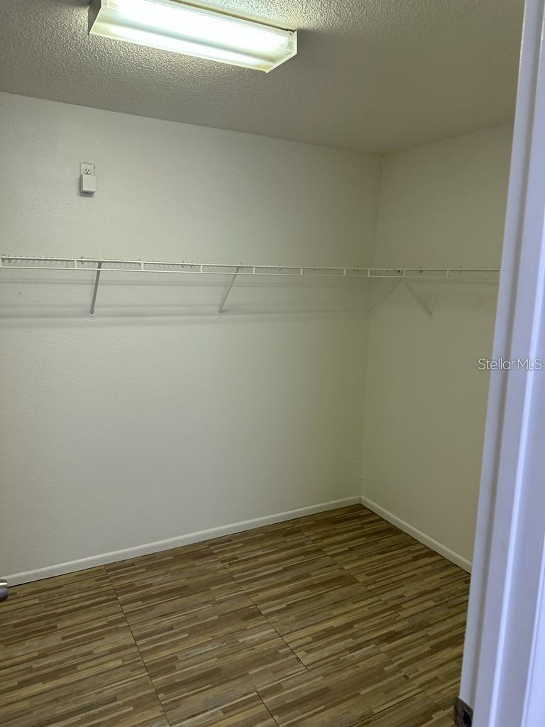 1136 EPSON OAKS WAY, ORLANDO, FL, 32837
