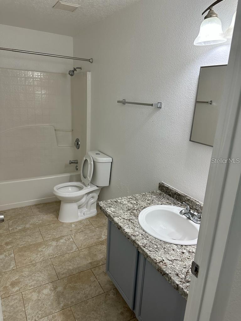 1136 EPSON OAKS WAY, ORLANDO, FL, 32837