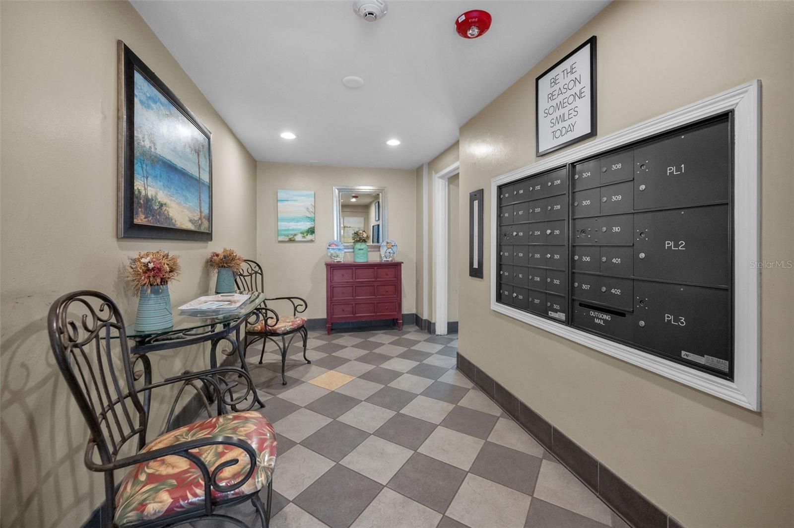 147 BLUFF VIEW DR #304, BELLEAIR BLUFFS, FL, 33770