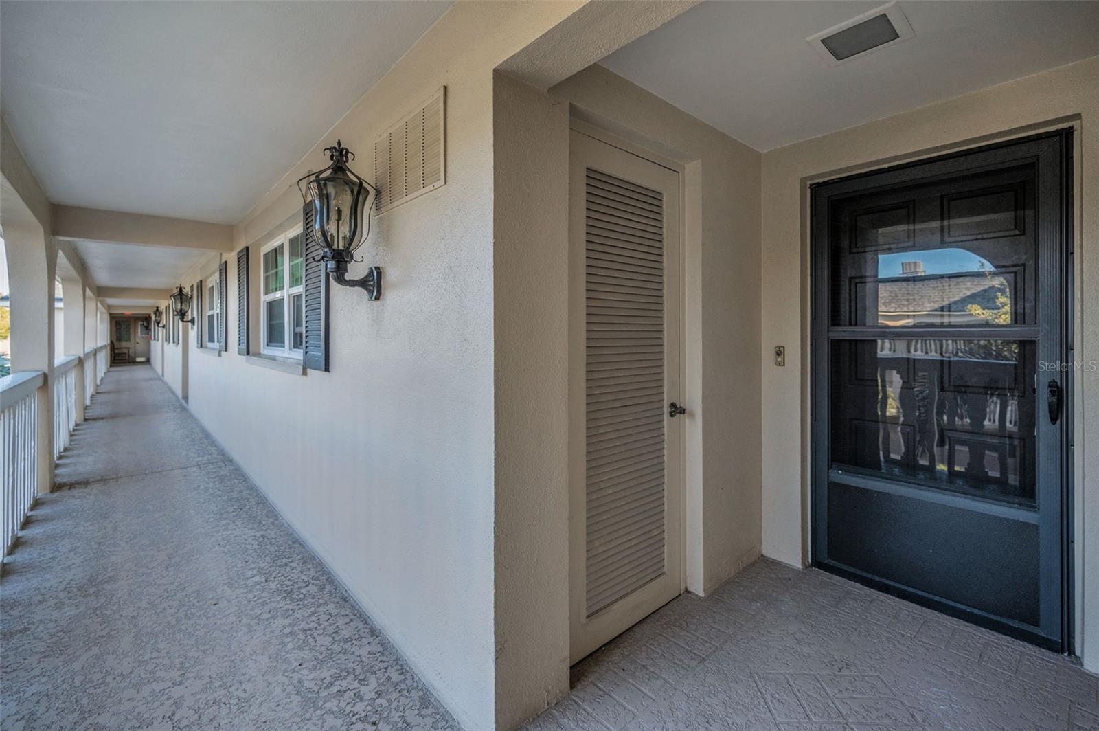 147 BLUFF VIEW DR #304, BELLEAIR BLUFFS, FL, 33770