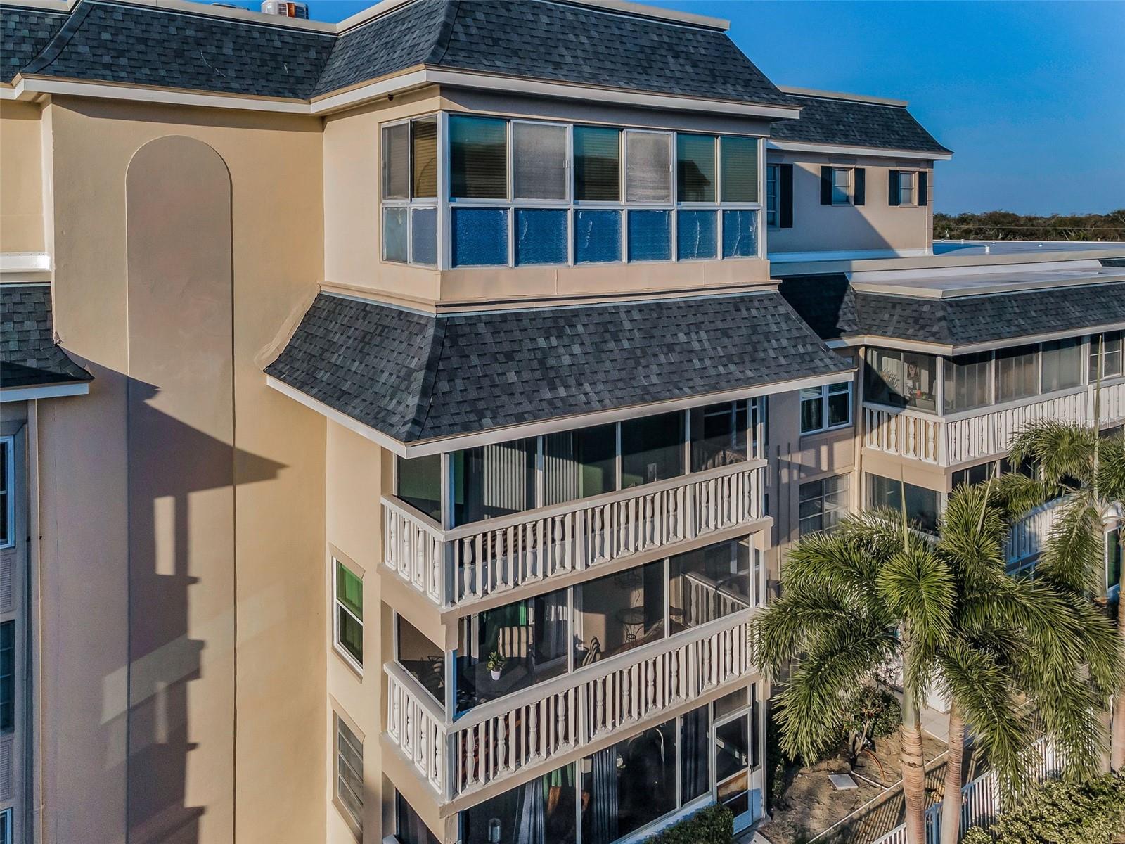 147 BLUFF VIEW DR #304, BELLEAIR BLUFFS, FL, 33770