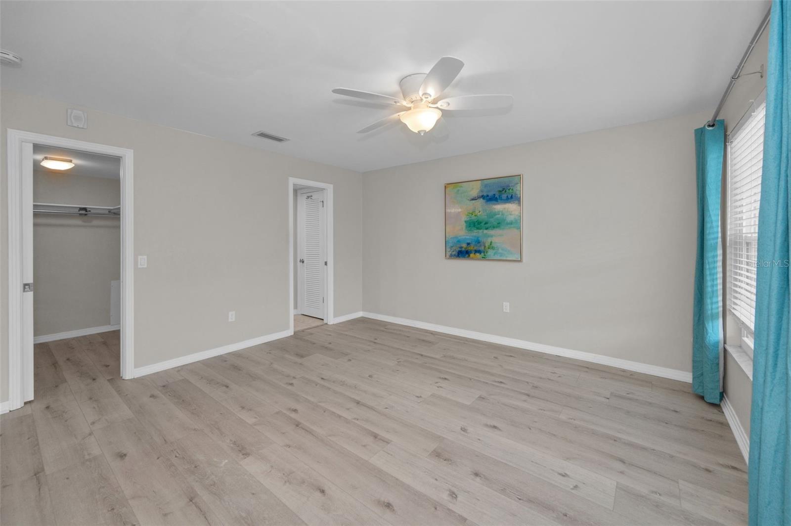 147 BLUFF VIEW DR #304, BELLEAIR BLUFFS, FL, 33770