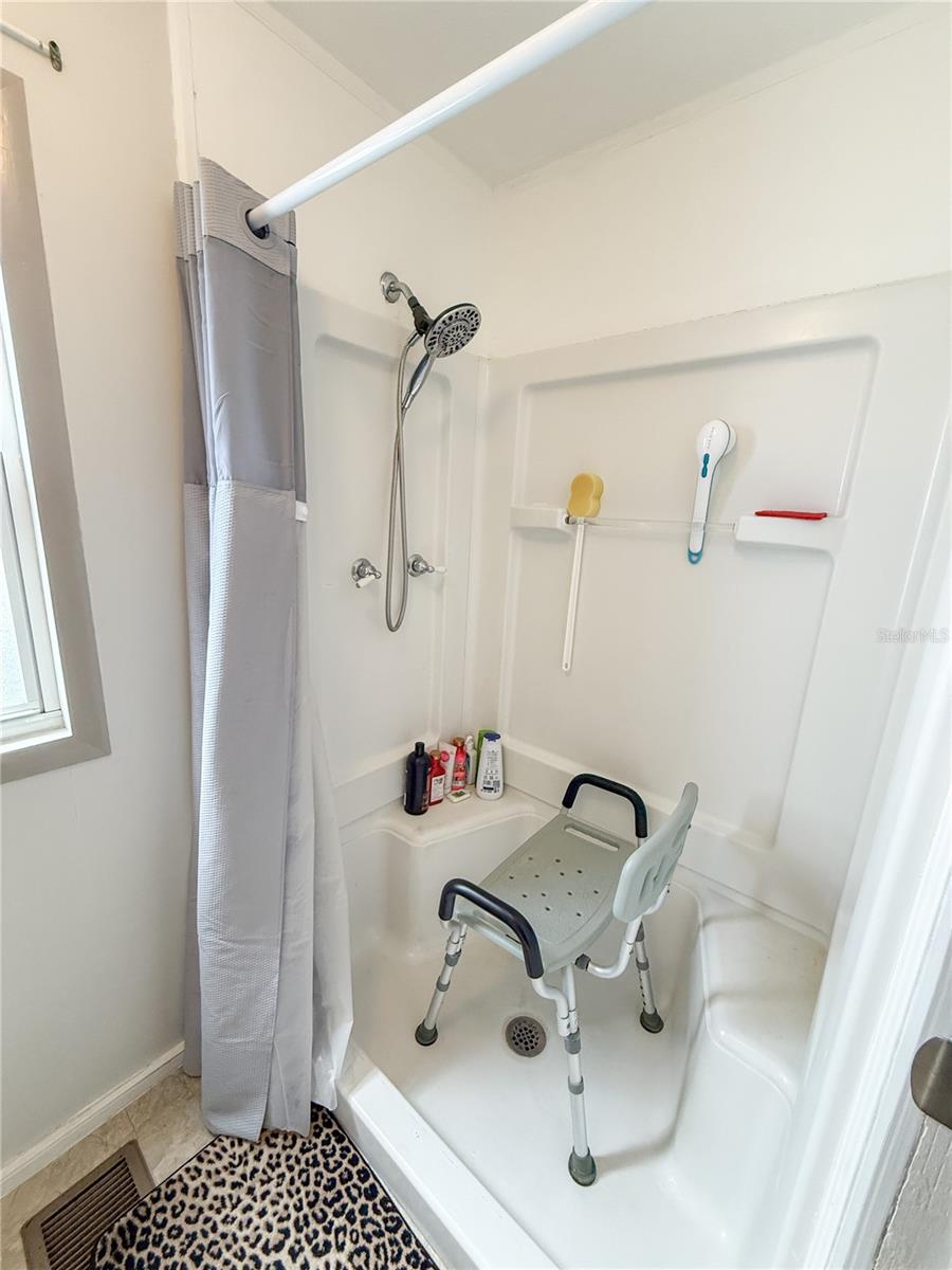 10265 ULMERTON RD #114, LARGO, FL, 33771