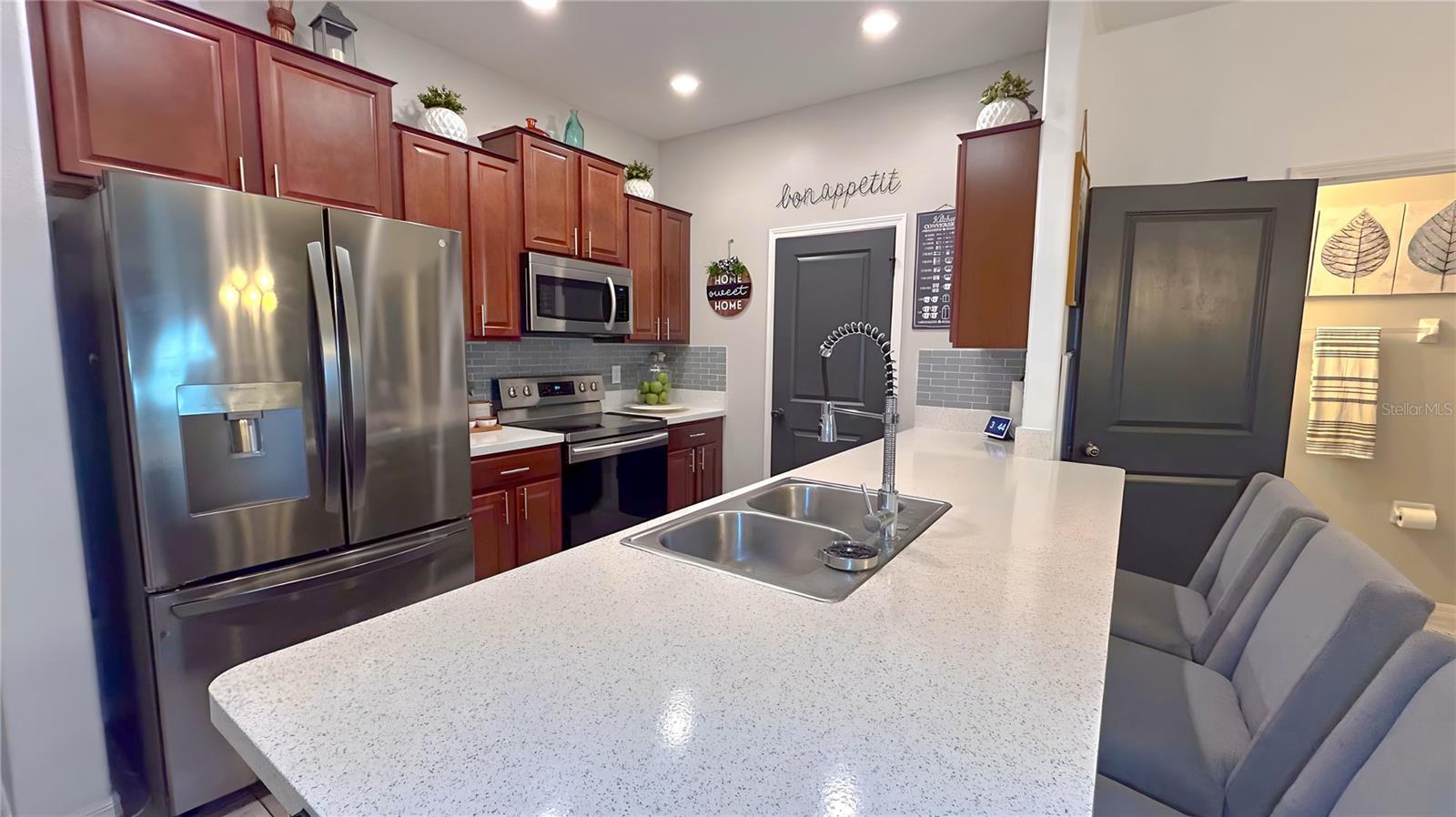 10518 LAKE MONTAUK DR, RIVERVIEW, FL, 33578