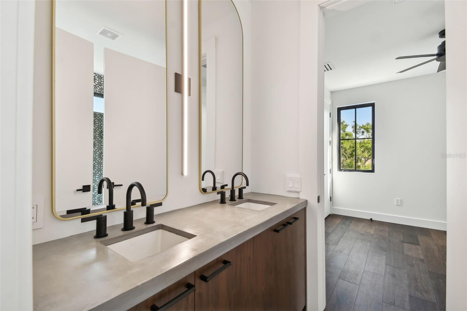 1312 W AZEELE ST #2, TAMPA, FL, 33606