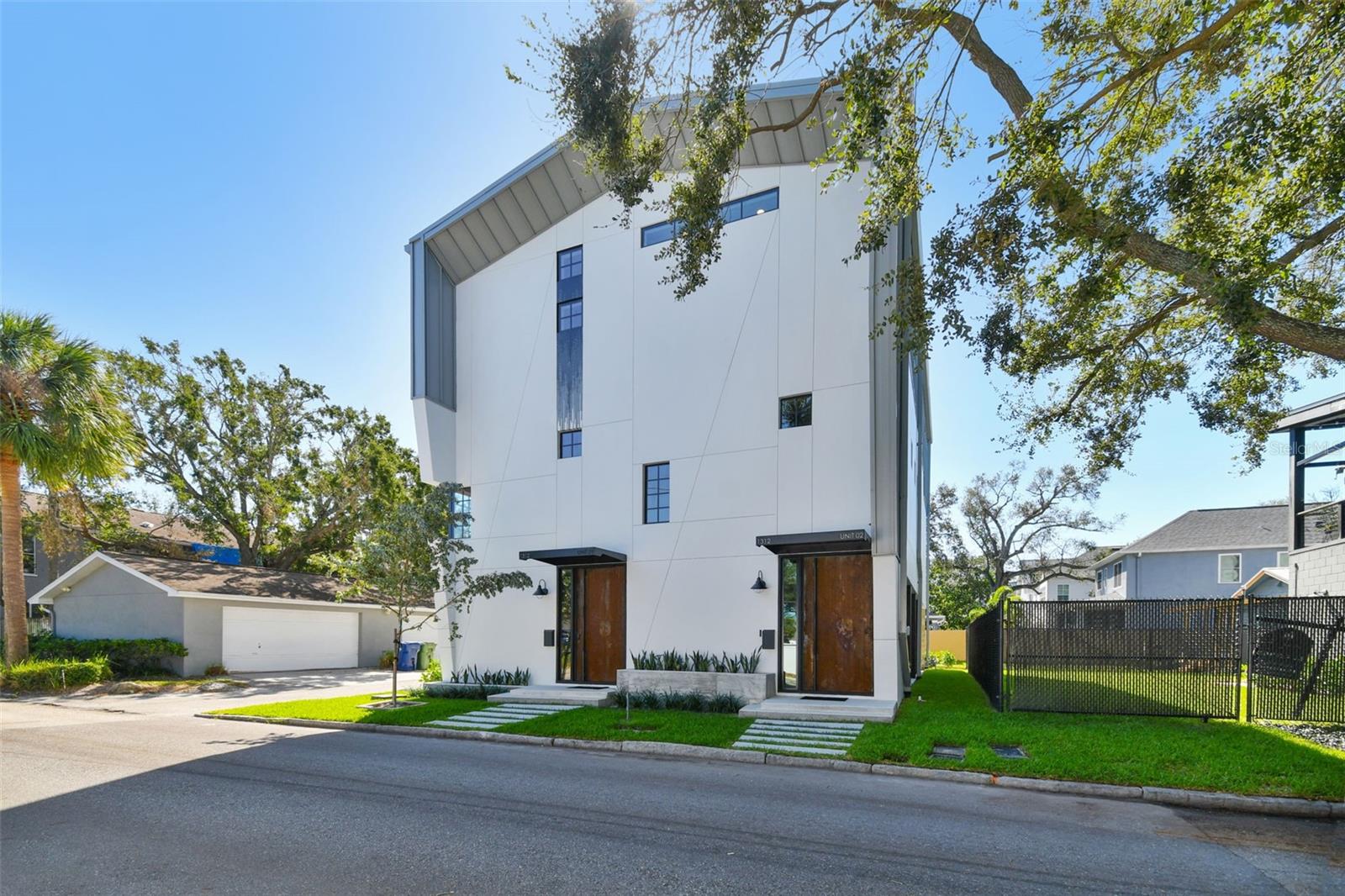 1312 W AZEELE ST #2, TAMPA, FL, 33606