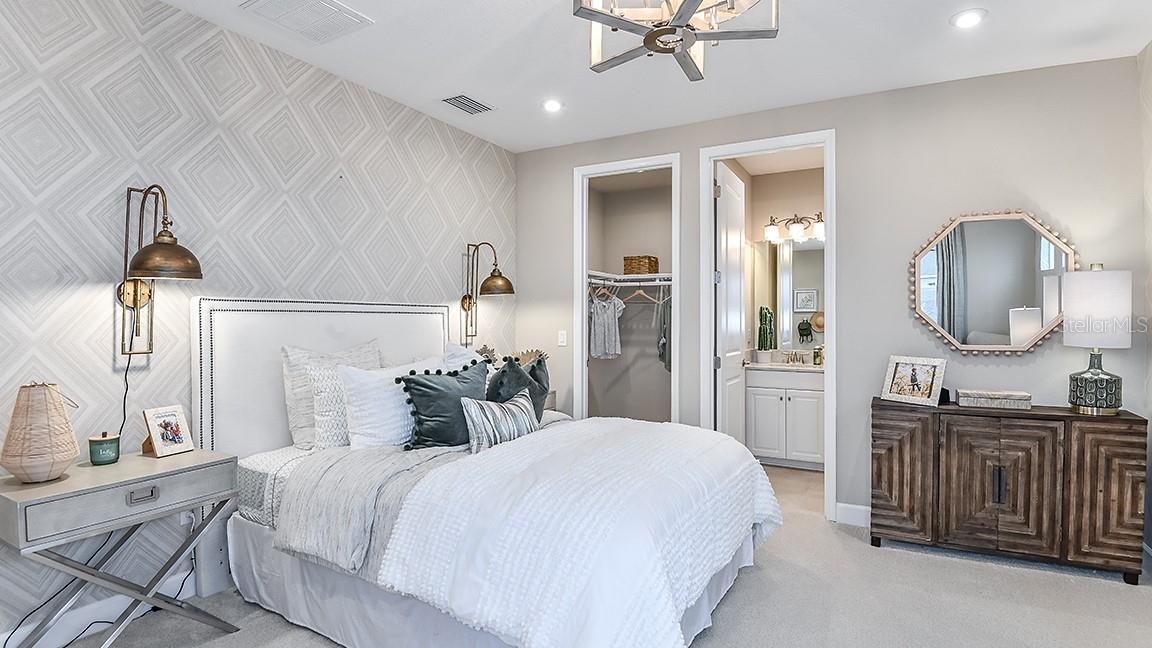 33960 ANCHOR LIGHT LN, WESLEY CHAPEL, FL, 33543