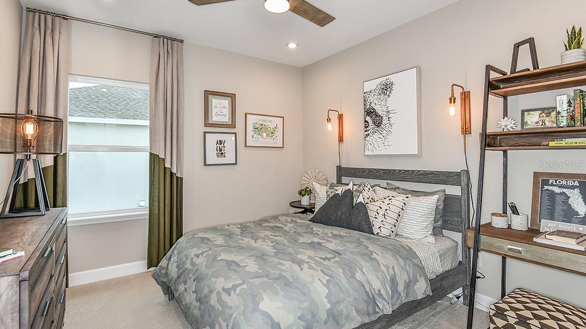 33960 ANCHOR LIGHT LN, WESLEY CHAPEL, FL, 33543