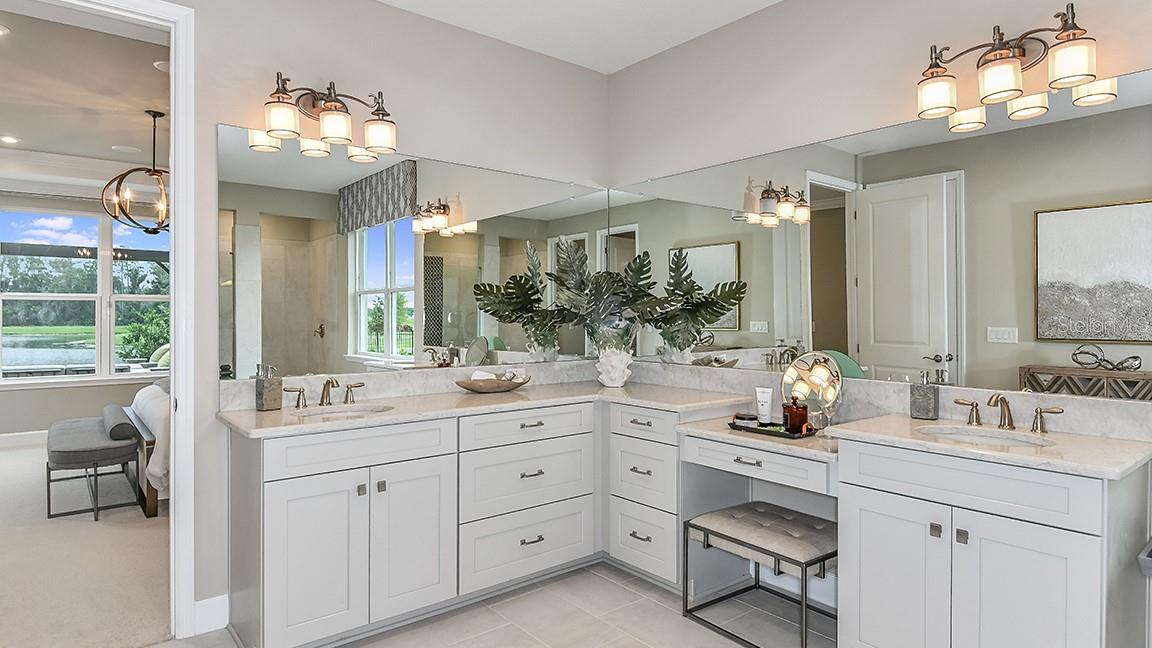 33960 ANCHOR LIGHT LN, WESLEY CHAPEL, FL, 33543