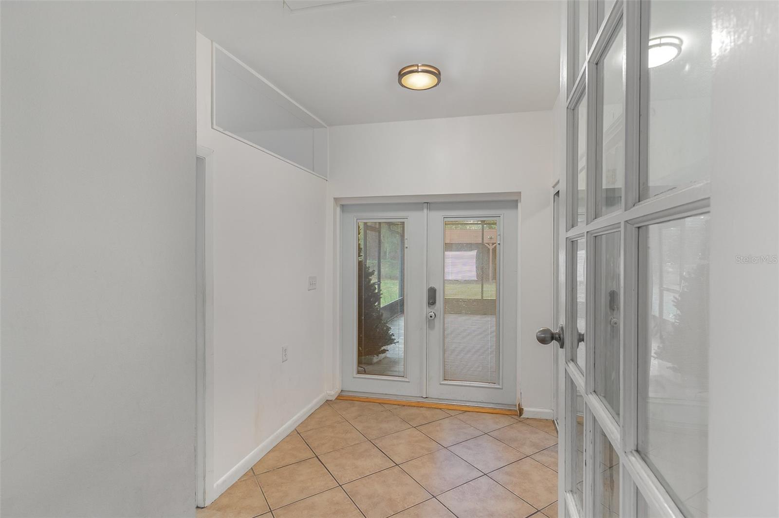 200 AVENUE C, CHULUOTA, FL, 32766