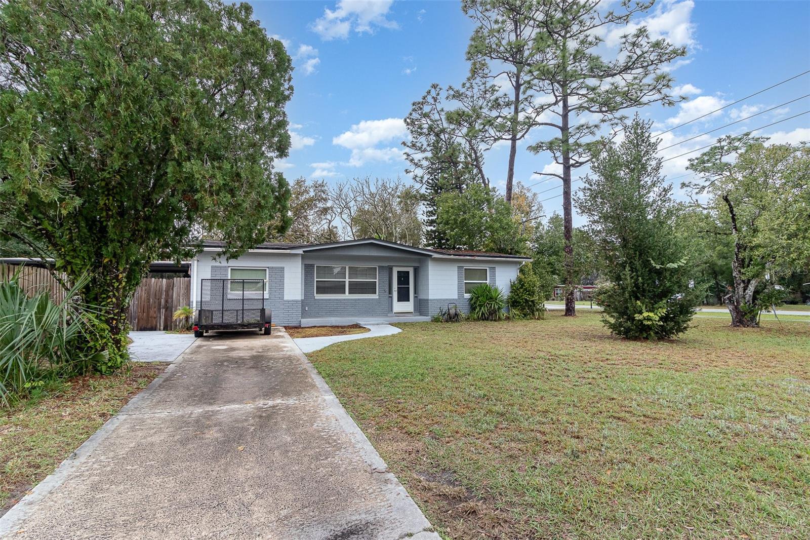 200 AVENUE C, CHULUOTA, FL, 32766