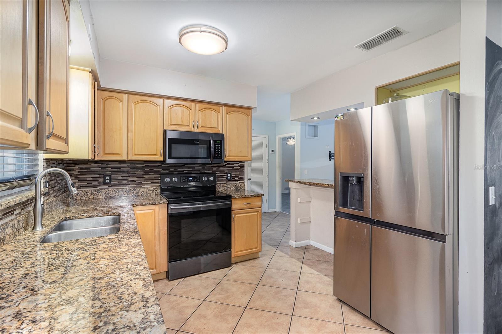 200 AVENUE C, CHULUOTA, FL, 32766