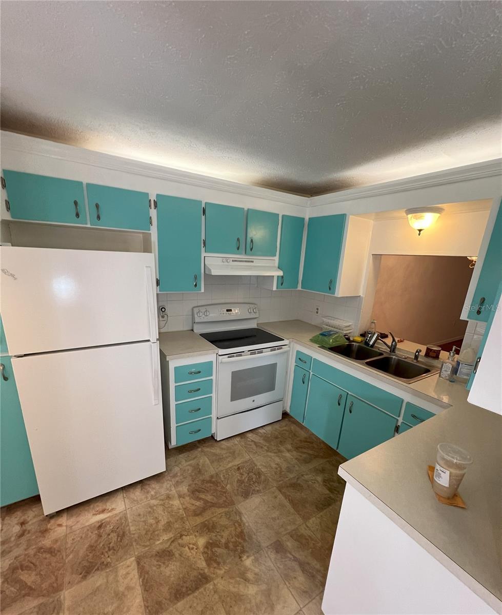 8550 SHADBLOW CT #2, PORT RICHEY, FL, 34668