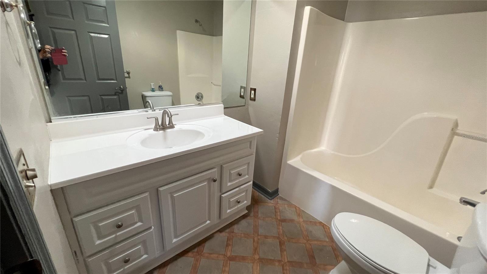 2541 PRIVADA DR, THE VILLAGES, FL, 32162