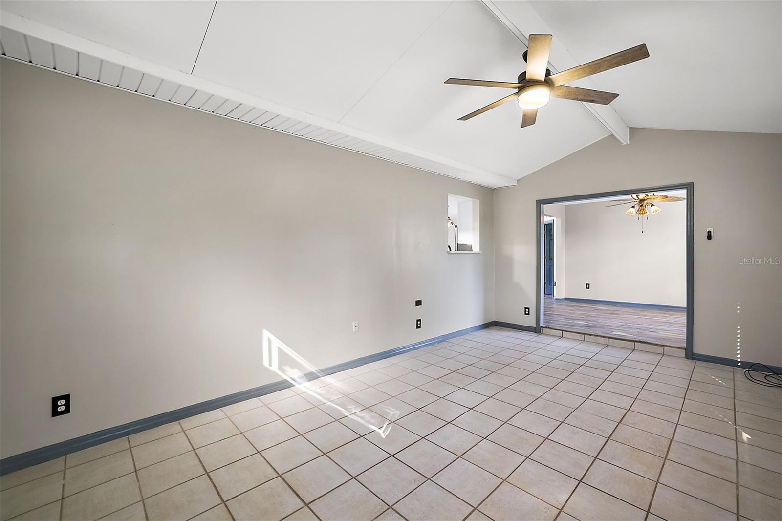 2541 PRIVADA DR, THE VILLAGES, FL, 32162