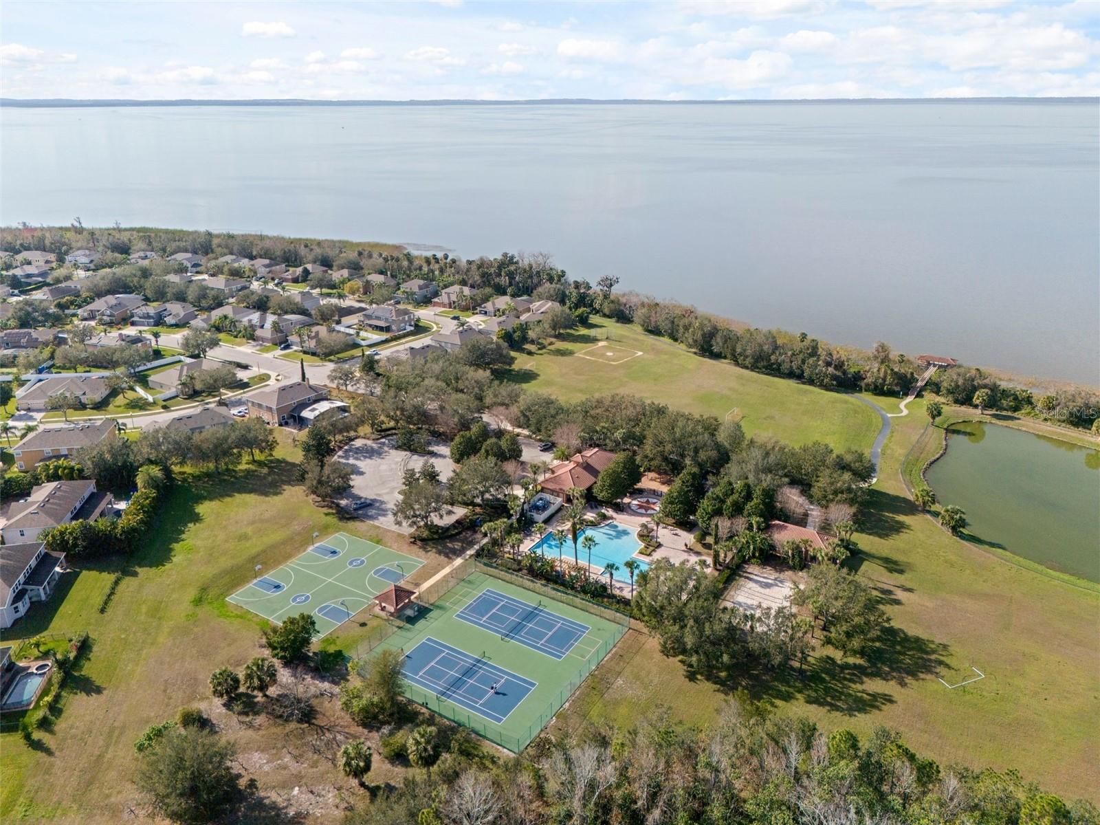 701 FORTANINI CIR, OCOEE, FL, 34761