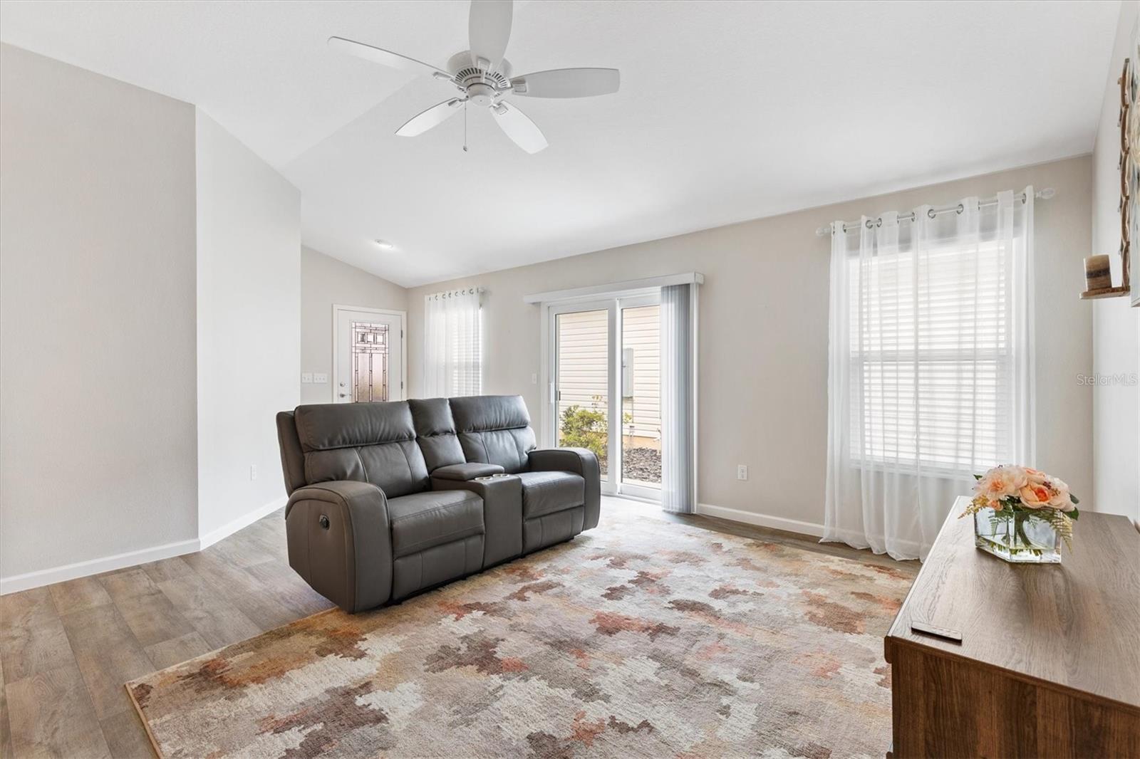 3320 DAVIS TER, THE VILLAGES, FL, 32163