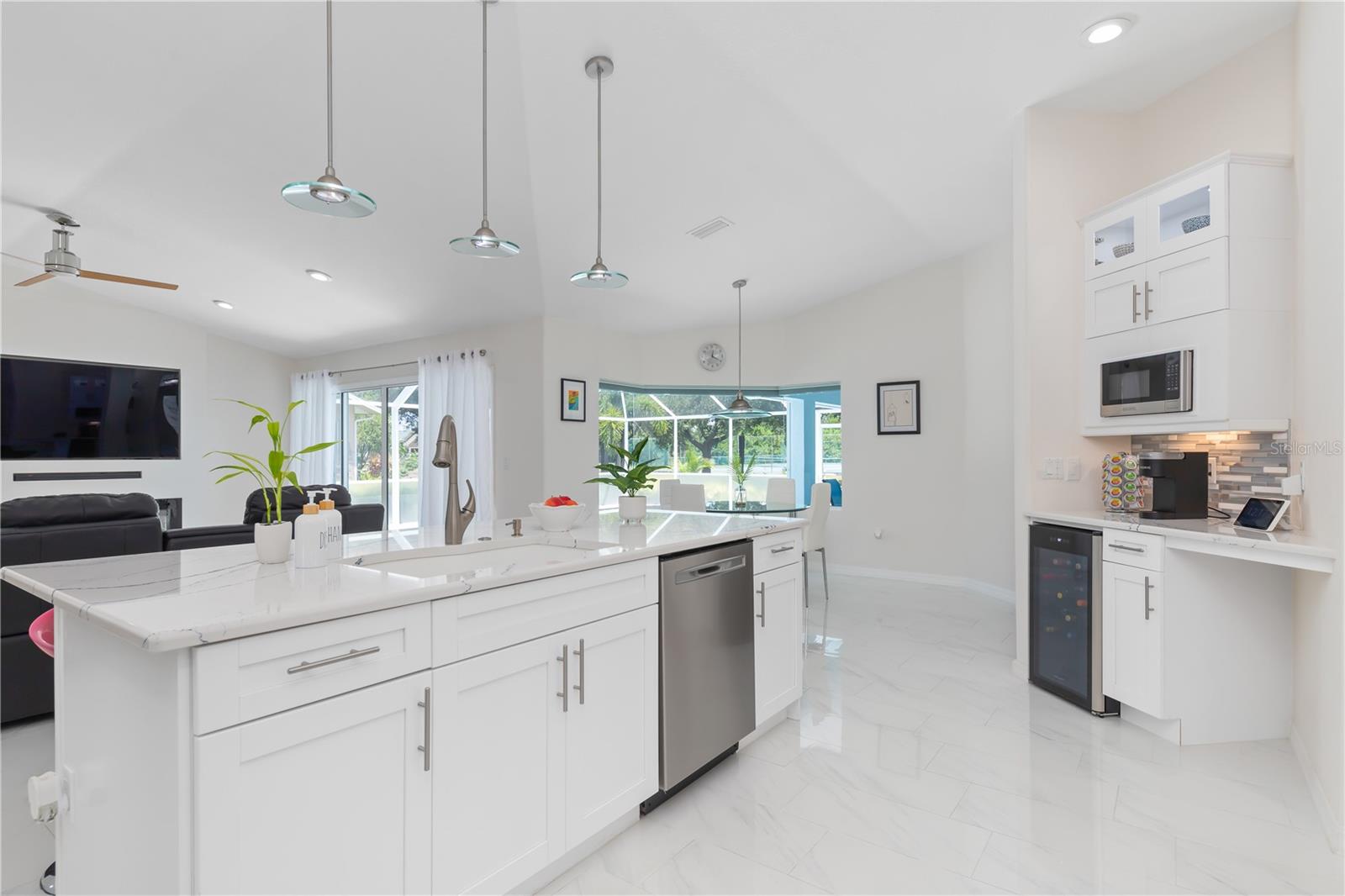 1041 HARBOUR DRAKE DR, PUNTA GORDA, FL, 33983