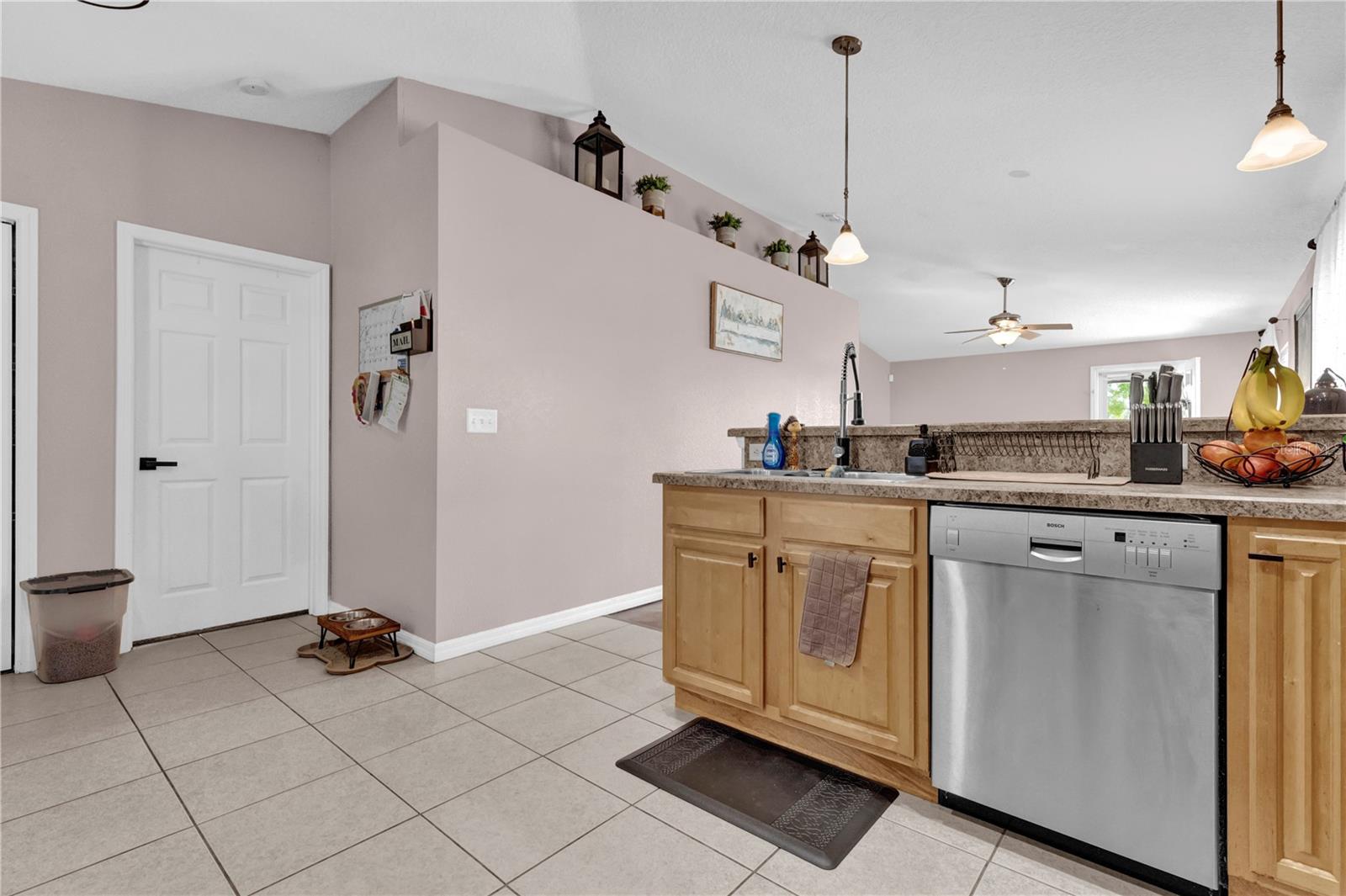3001 PAUL BUCHMAN HWY, PLANT CITY, FL, 33563