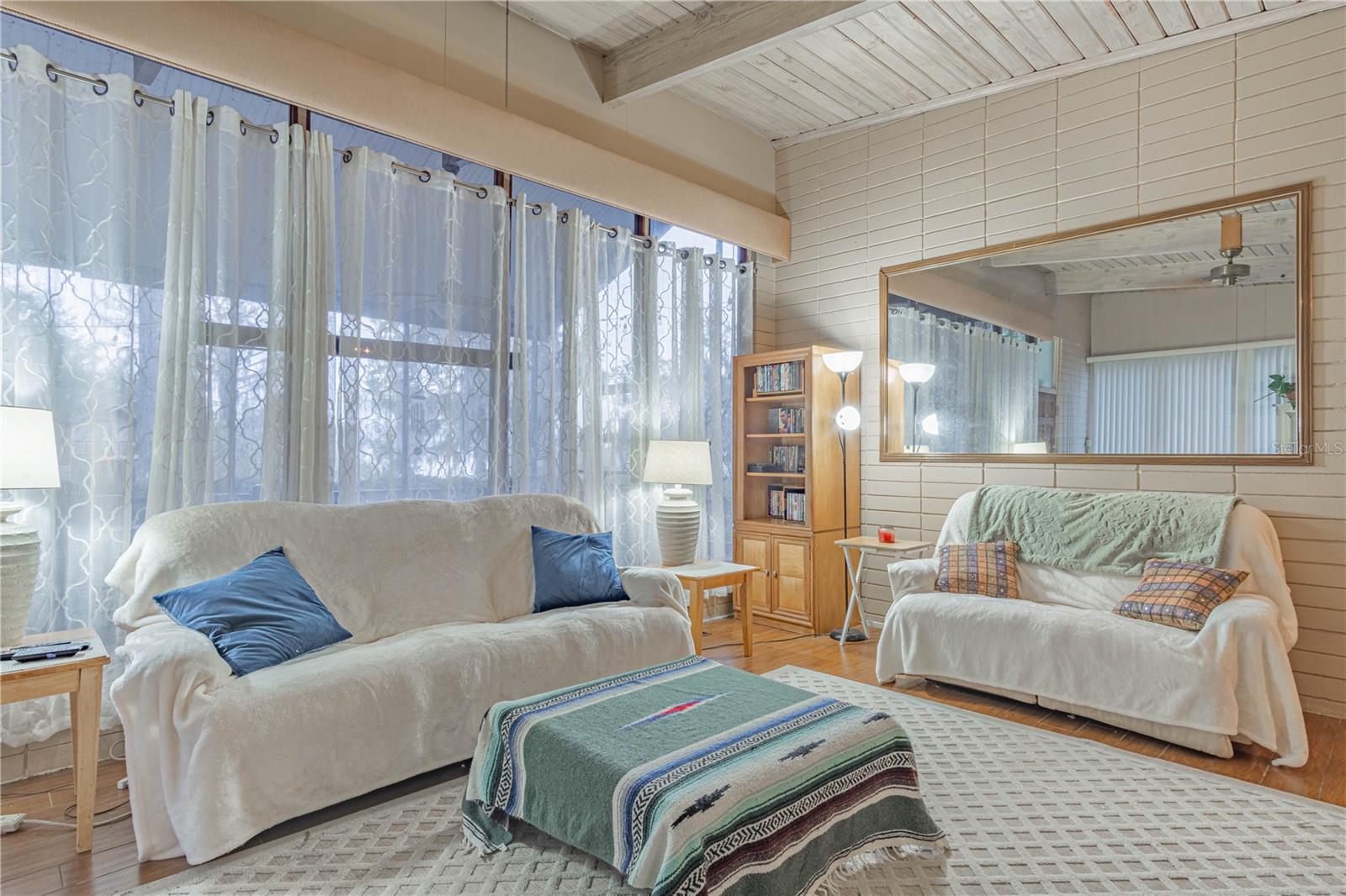 2439 CR 453, LAKE PANASOFFKEE, FL, 33538