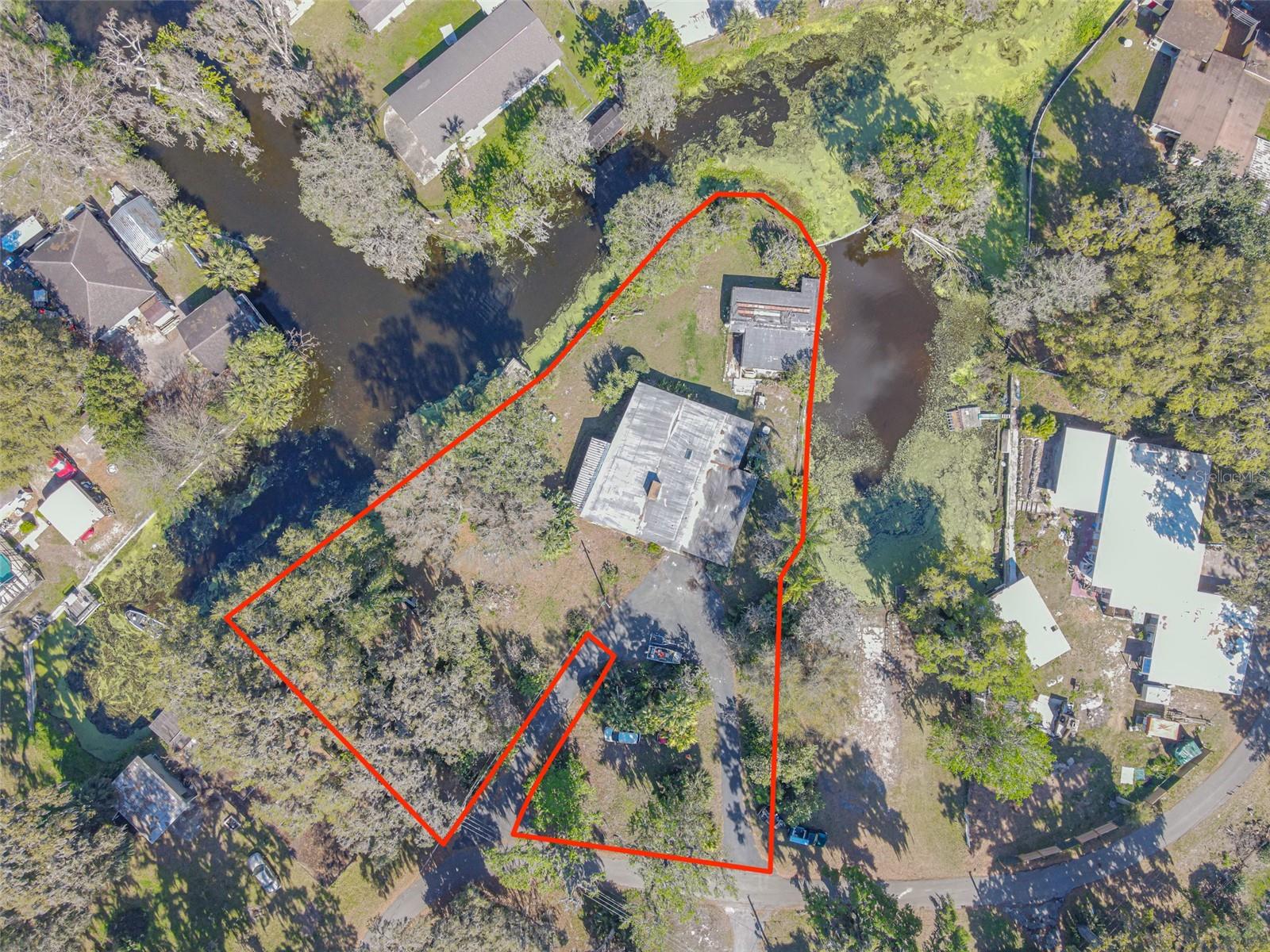 2439 CR 453, LAKE PANASOFFKEE, FL, 33538