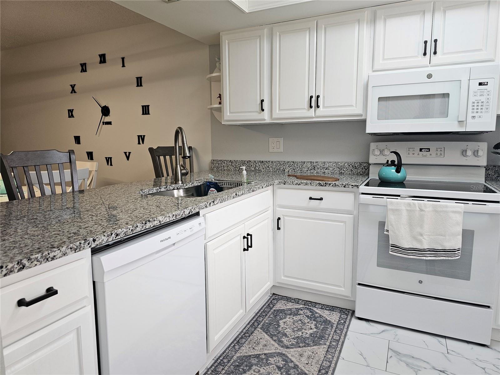 2104 GRANADA CT, LAKE WALES, FL, 33898