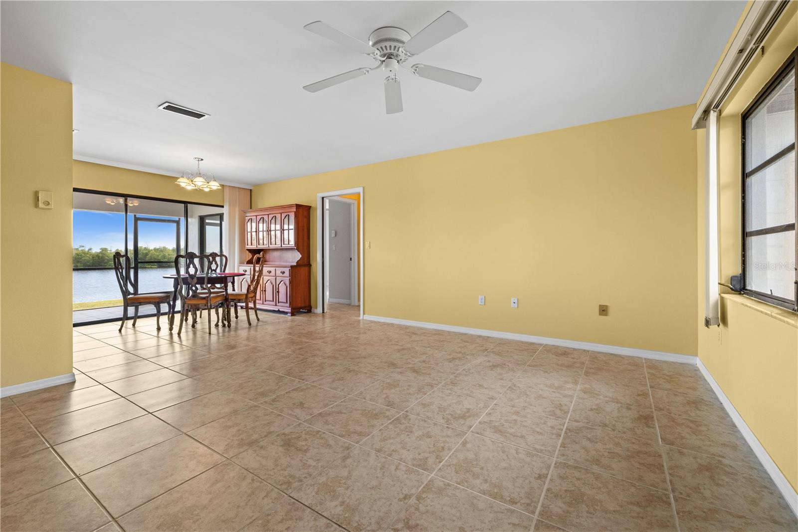 18422 ARAPAHOE CIR, PORT CHARLOTTE, FL, 33948