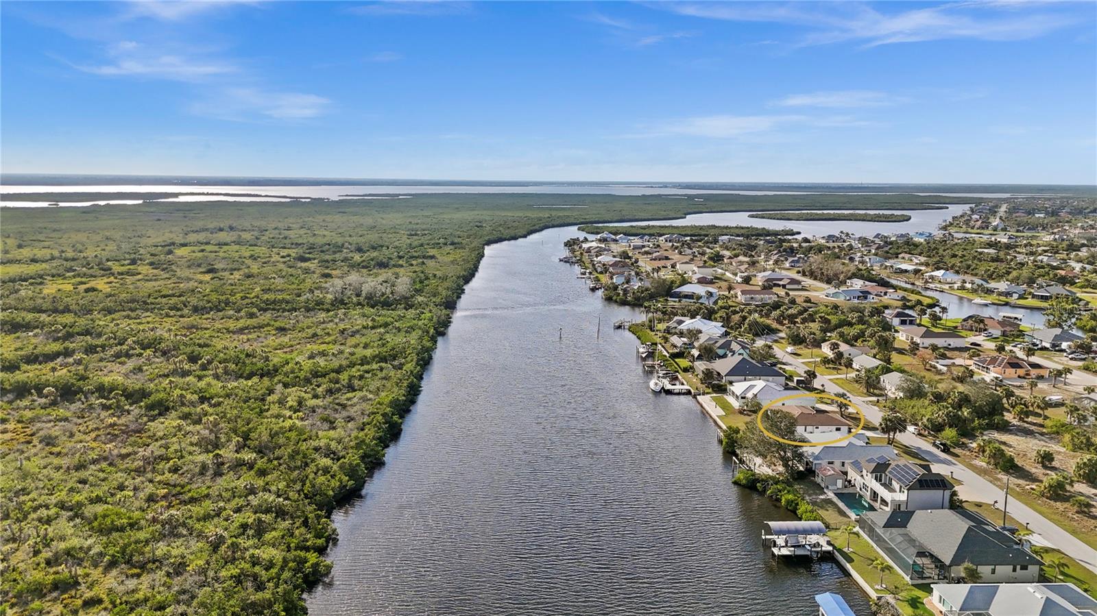 18422 ARAPAHOE CIR, PORT CHARLOTTE, FL, 33948