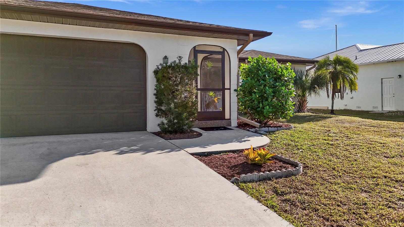 18422 ARAPAHOE CIR, PORT CHARLOTTE, FL, 33948