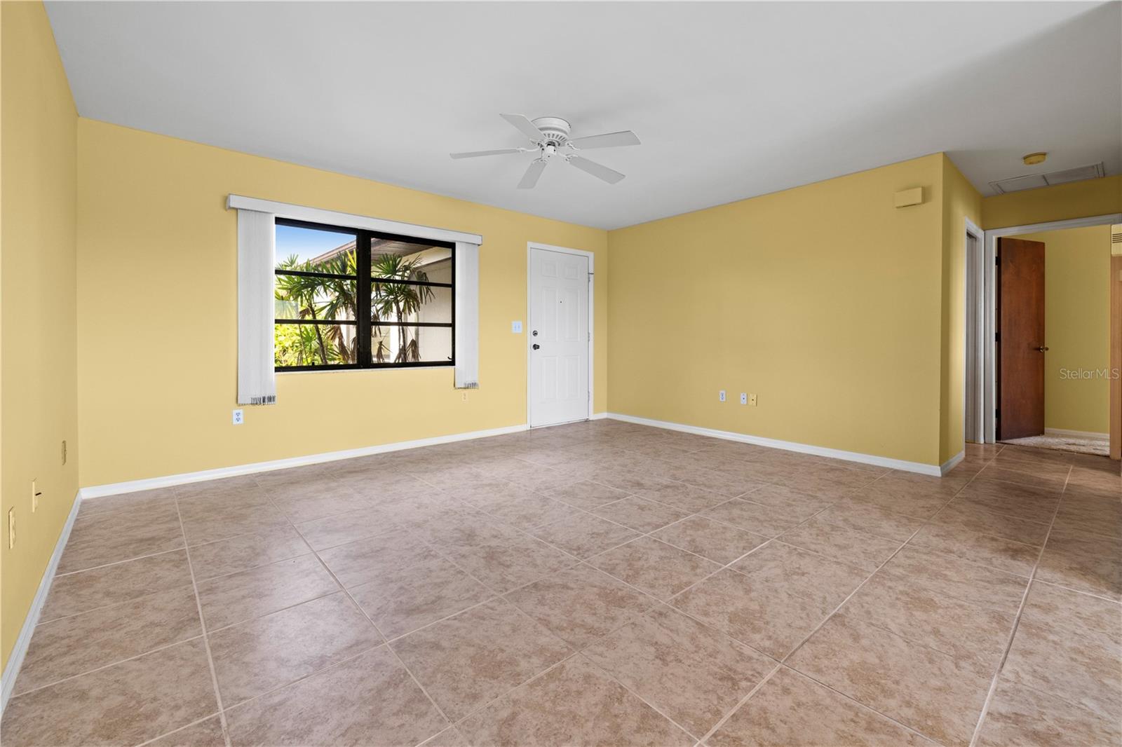 18422 ARAPAHOE CIR, PORT CHARLOTTE, FL, 33948