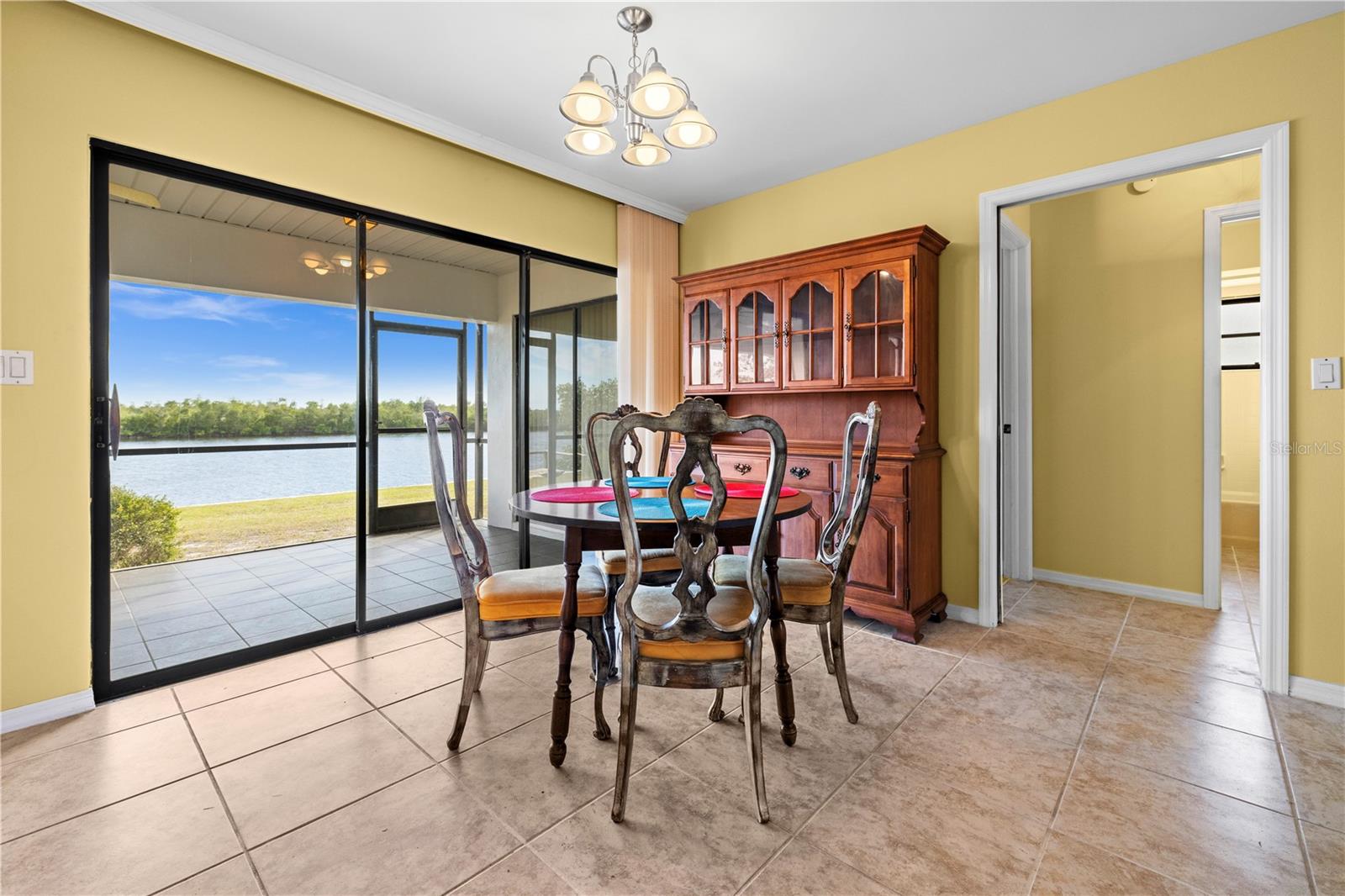 18422 ARAPAHOE CIR, PORT CHARLOTTE, FL, 33948