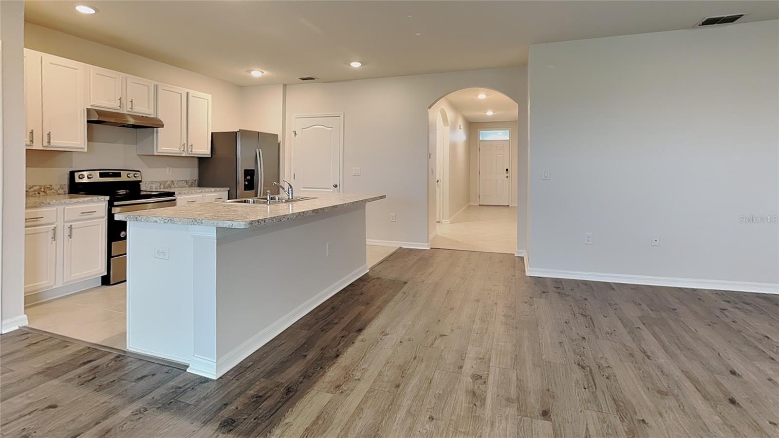 1040 CAMBRIDGE DRIVE, WINTER HAVEN, FL, 33881